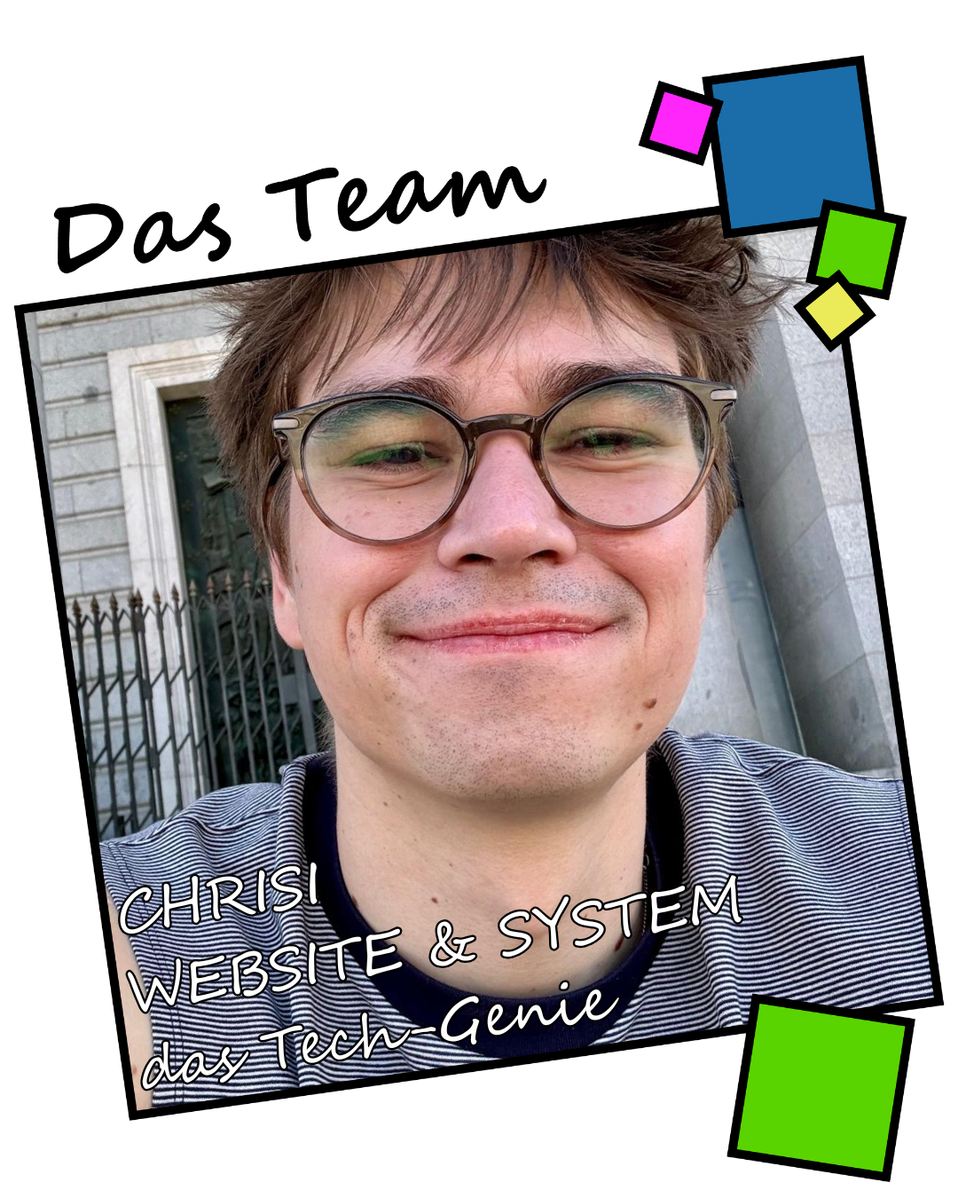 Auf dem Foto sieht man Christoph Thonhauser aka Chrisi, der für die Website-Entwicklung zuständig ist.
