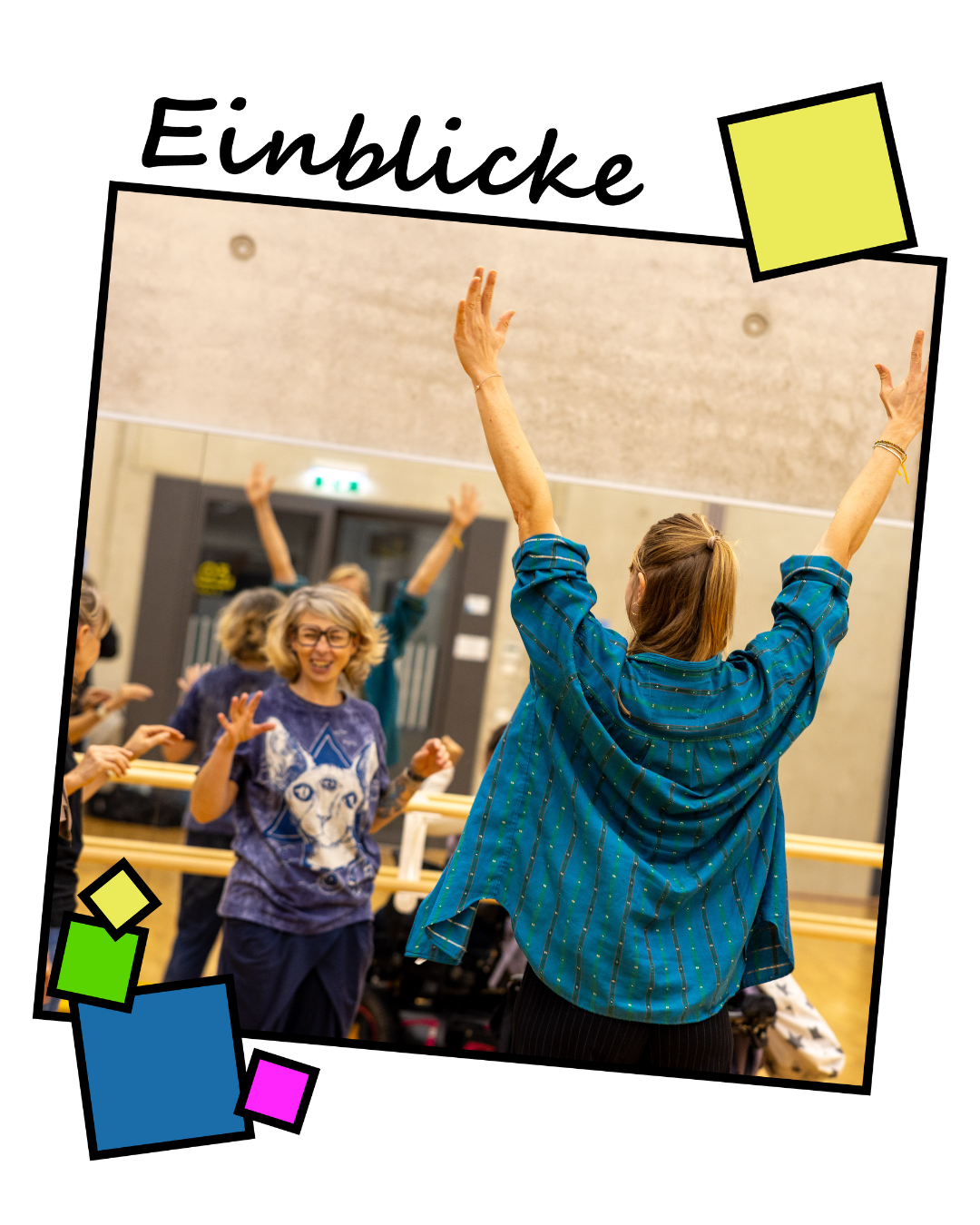 Teilnehmende probieren den BewegUNS-Würfel im Workshop aus